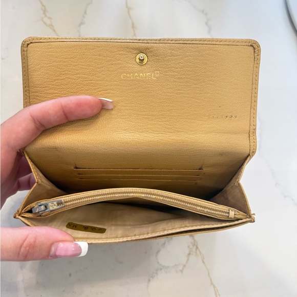 Chanel Tan Leather Wallet - Picture 4 of 6